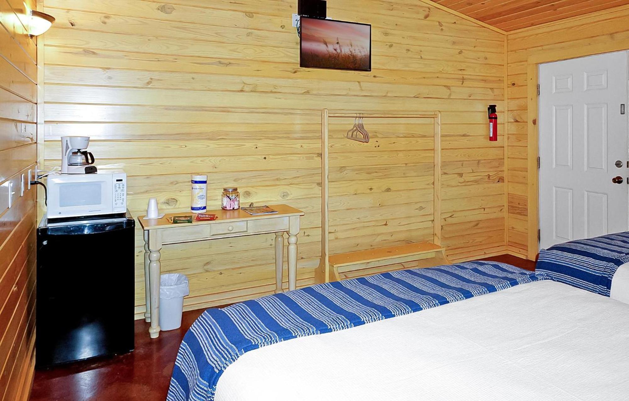 Wimberley Log Cabins Resort And Suites- Unit 5 Bagian luar foto